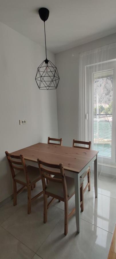Ferienwohnung Barakokula Omiš Exterior foto